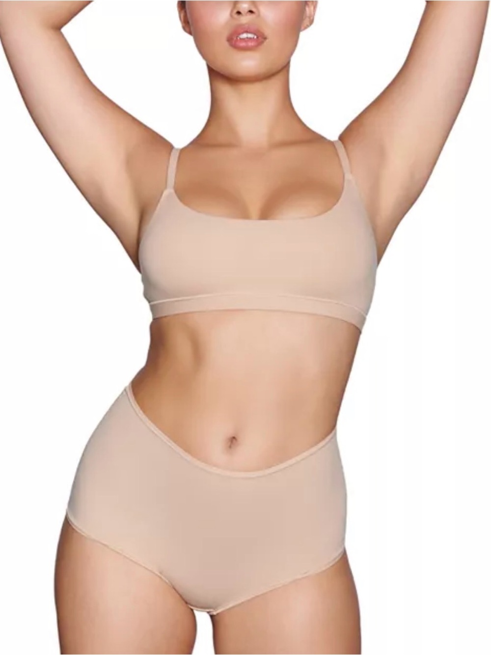 SKIMS Fits Everybody Scoop Bralette NWT Clay Size M Soft Stretch Wireless